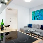Kopernika8 Miro With Balcony And Ac Апартаменты Краков