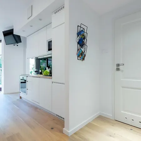 Daire Kopernika8 Miro With Balcony And Ac Krakow