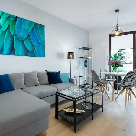 Daire Kopernika8 Miro With Balcony And Ac