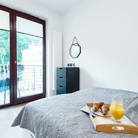 Kopernika8 Miro With Balcony And Ac * Krakow