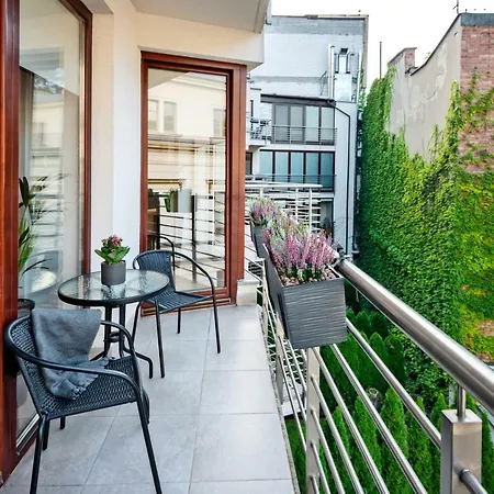 Daire Kopernika8 Miro With Balcony And Ac *